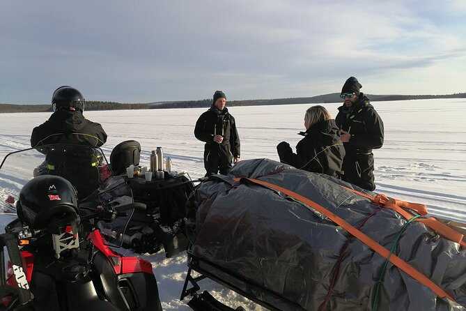 2 Days Snowmobile Raid in Finnish Lapland - Food, warmth, and what you need to bring
