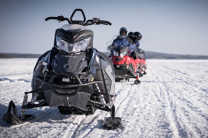 2 Hours Snowmobile Safari to the Levi Nature - Riding across frozen lakes and snowy forests