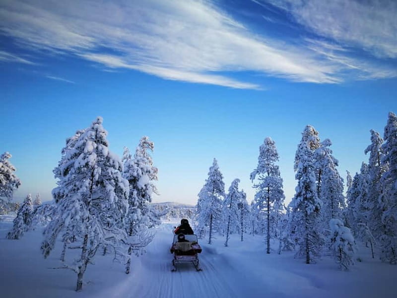 3-hour snowmobiling adventure in Levi - Why snowmobiling works so well in Levi