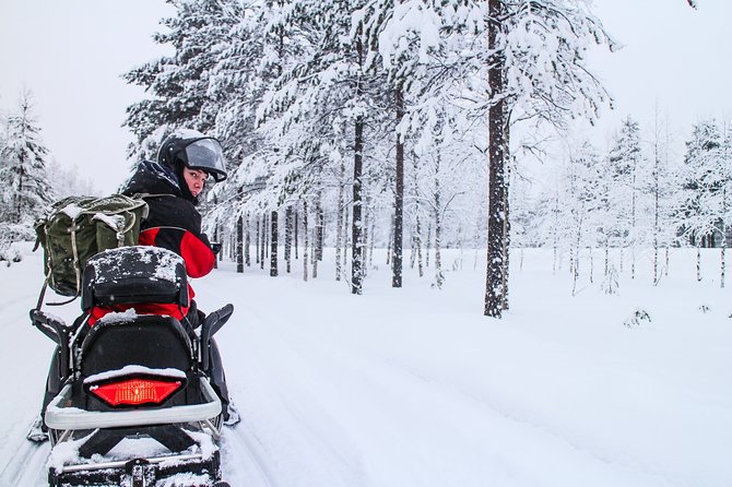 All Day Snowmobile Driving - Key points at a glance