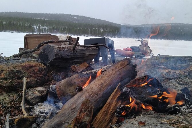 An Evening in the Backcountry, Northern Lights on a Sleighride - Leaving Ivalo for a darker corner of Lapland