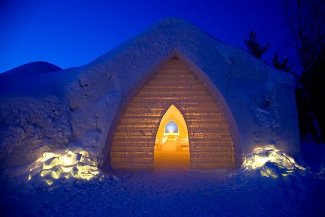 Arctic Snow Castle Visit with Lappish Dinner - Small Group Tour - The Ice Hotel Rooms at 5 Degrees