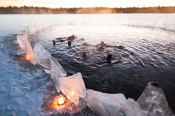 Aurora Arctic Ice Floating in Rovaniemi, Small-group - Floating under the Lapland sky