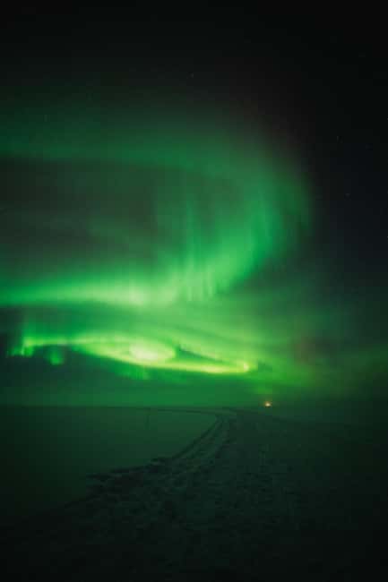 Aurora Photography Hunt - Camera advice, portraits, and what you need to bring