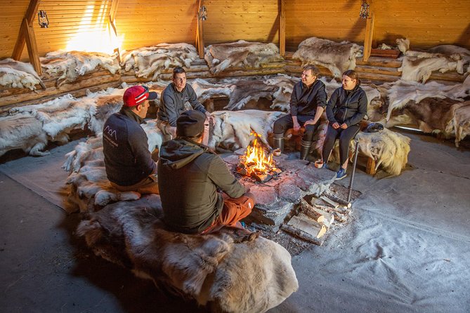 Authentic Reindeer Farm and Canoe Experience from Rovaniemi - About 1.5 hours on a quiet Lapland lake
