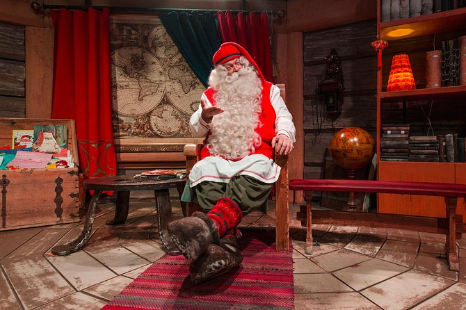 Autumn Delight - Visit to husky, reindeer and Santa Claus in Rovaniemi - Santa Claus Village and the one-hour Christmas stop