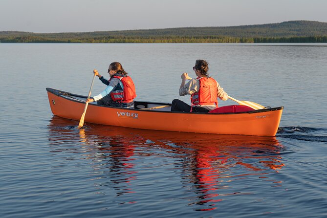 Canoe Down The River Trip in Lapland - A fire-cooked lunch halfway through