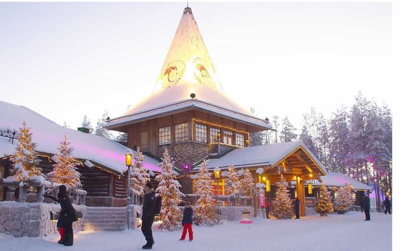 City tour and Santa Claus village visit in Lapland - What this three-hour outing actually covers