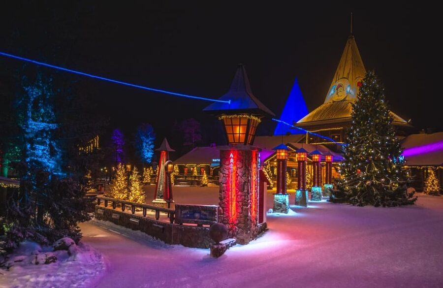 City tour and Santa Claus village visit in Lapland - Meeting Santa Claus in person