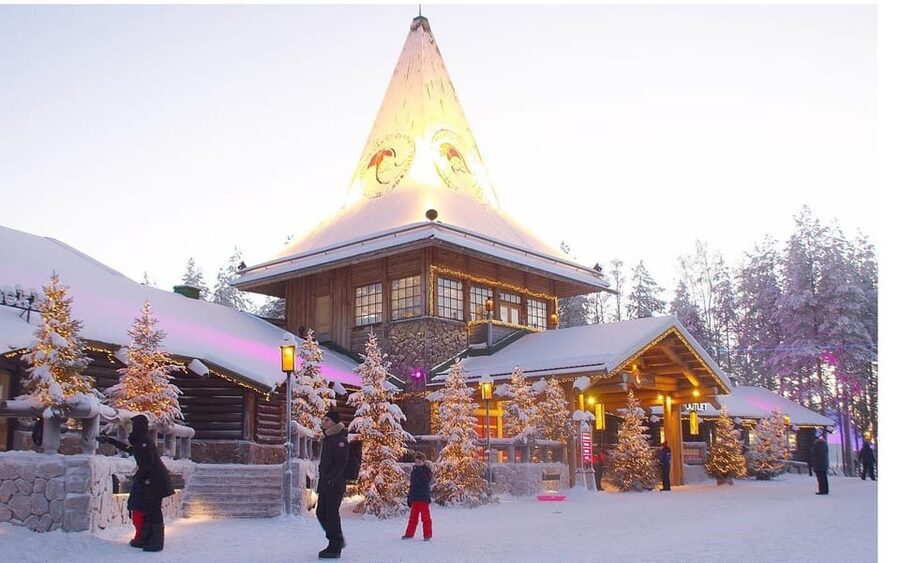 City tour and Santa Claus village visit in Lapland - Is the guide worth the $68 price?