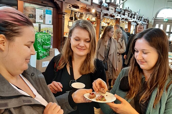 CITY Tour with Food Tasting in Helsinki - Why this Helsinki tour works so well