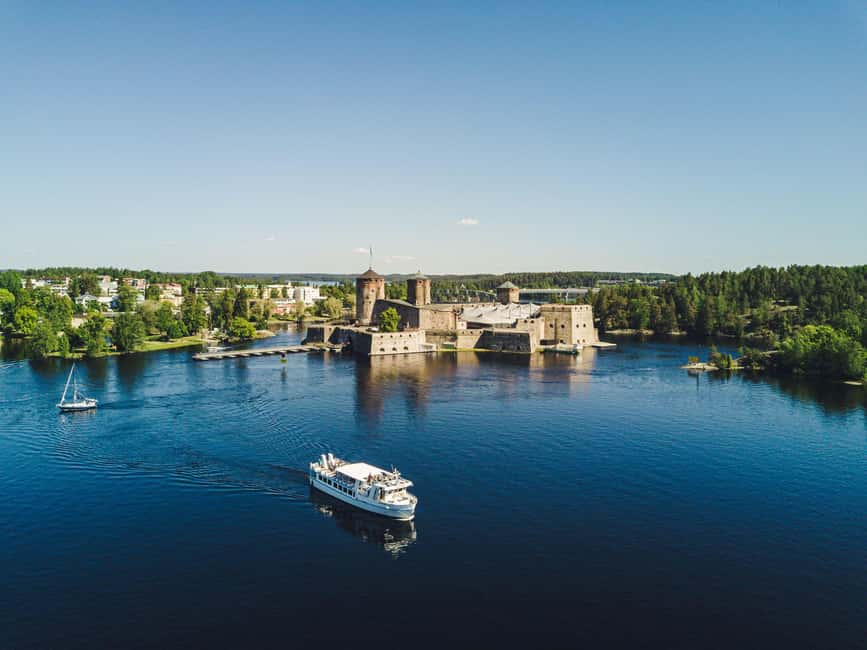 Cruise around Savonlinna archipelago - Summer cottages, saunas, and archipelago life