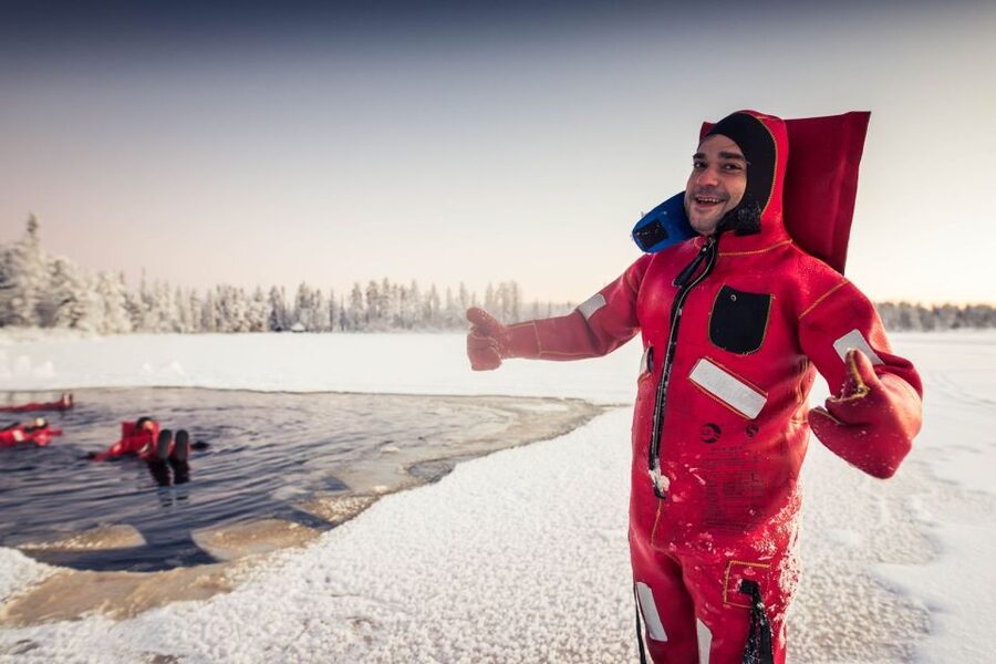 Daytime Ice Floating Rovaniemi, Frozen Lake Experience - The essential details at a glance