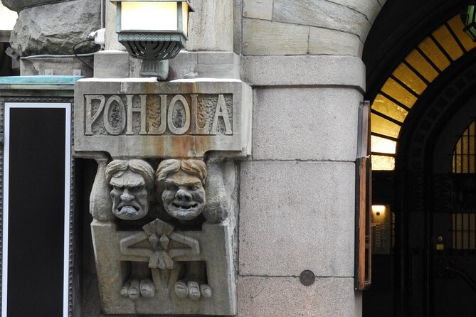 Discover Helsinki - Tip-based Tour by RED UMBRELLA - 2026 - A brief look inside the National Library of Finland