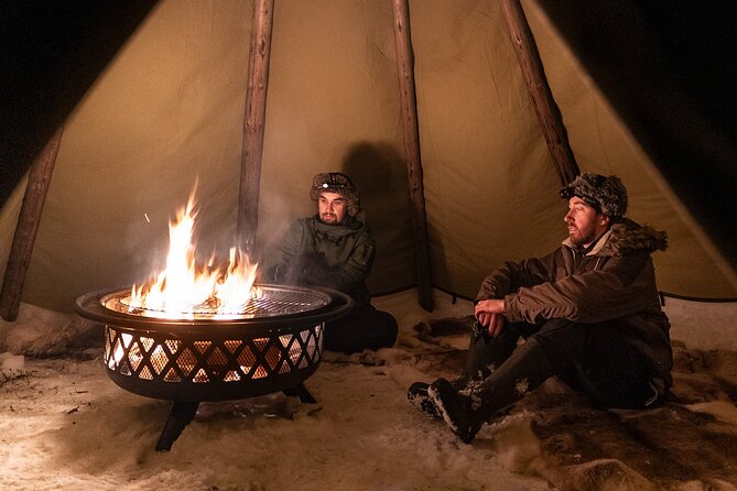 Evening Ski Trek to the Wilderness - Extra Small group - Watching the sky for stars and aurora