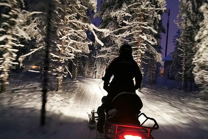 Evening Snowmobile Safari in Rovaniemi - Getting dressed for the Arctic