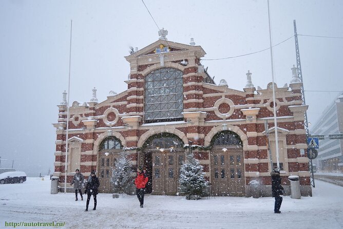Exclusive 4 hour VIP Tour Helsinki by Lux Car with Guide+Lunch - Key points to know before booking