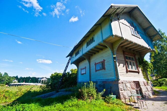 Explore happiest Helsinki: Bike/Ebike: BBQ, Sauna, Forest, &Parks - Why this bike tour shows you another Helsinki