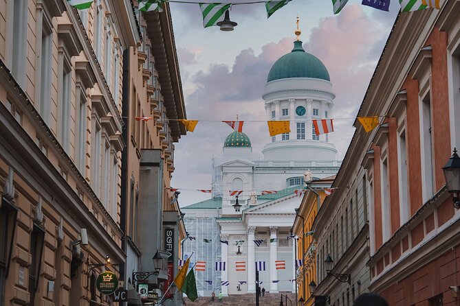 Explore Helsinki in 60 minutes with a Local - Key points to know before booking
