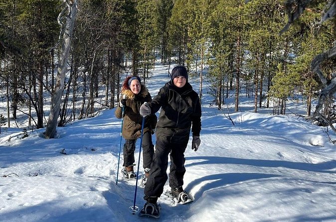 Explore Winter Woods: Snowshoe walk with local Biologist - Birds around the feeding area
