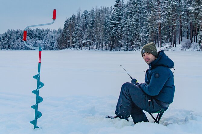 First Ice Fishing Experience in Rovaniemi - The guide, equipment, and group atmosphere