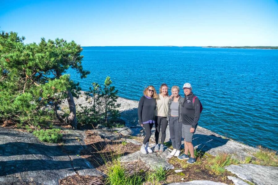 From Helsinki: Guided Tour of Porkkalanniemi Peninsula - Forest trails, coves, and Baltic Sea viewpoints
