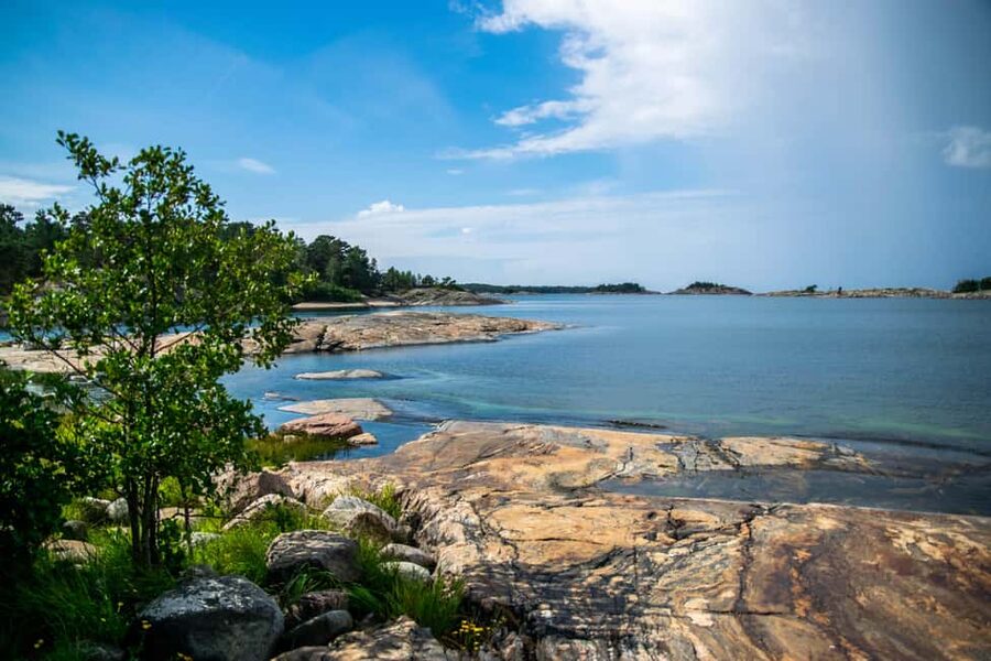 From Helsinki: Guided Tour of Porkkalanniemi Peninsula - Small-group atmosphere and guide support