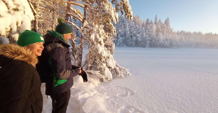 From Helsinki: Nuuksio National Park Hiking Tour with Food - Meeting David at Museokatu 8