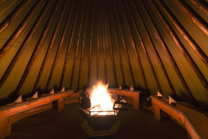 From Kakslauttanen:Northern Lights tour to Lake Inari, inc dinner - Weather, cancellations, and practical planning