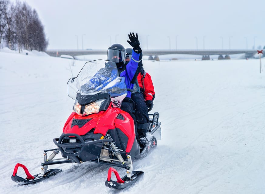 From Rovaniemi: 2-Hour Snowmobile Safari - Getting dressed for the Arctic