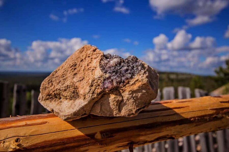 From Rovaniemi: EXCURSION TO THE AMETHYST MINE IN LUOSTO - Trying to find your own lucky amethyst