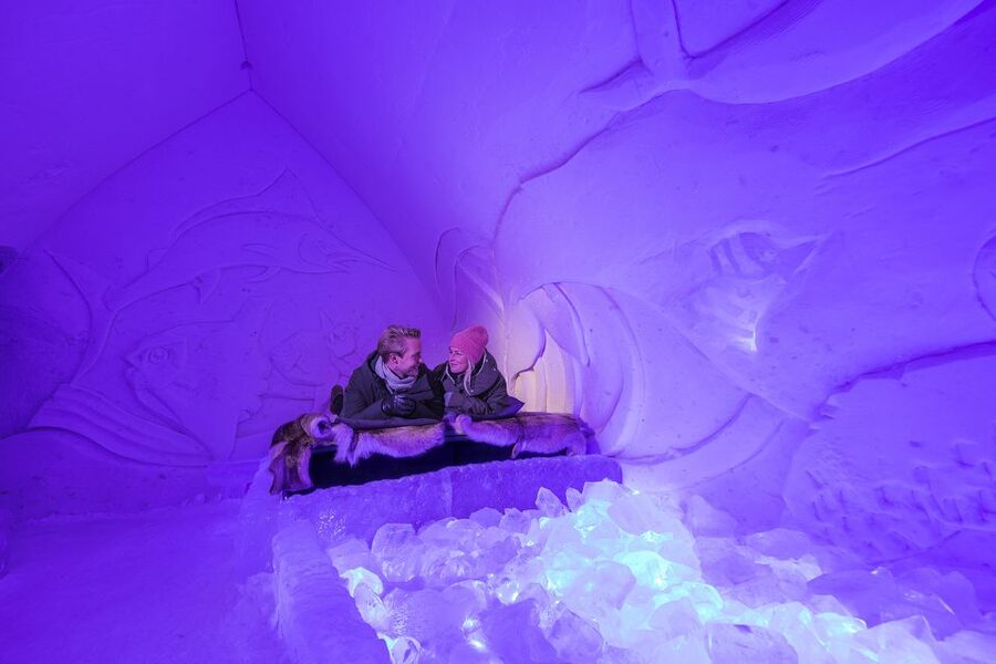 From Rovaniemi: SnowHotel Visit with Ice Restaurant Dinner - Leaving Rovaniemi for the Arctic SnowHotel