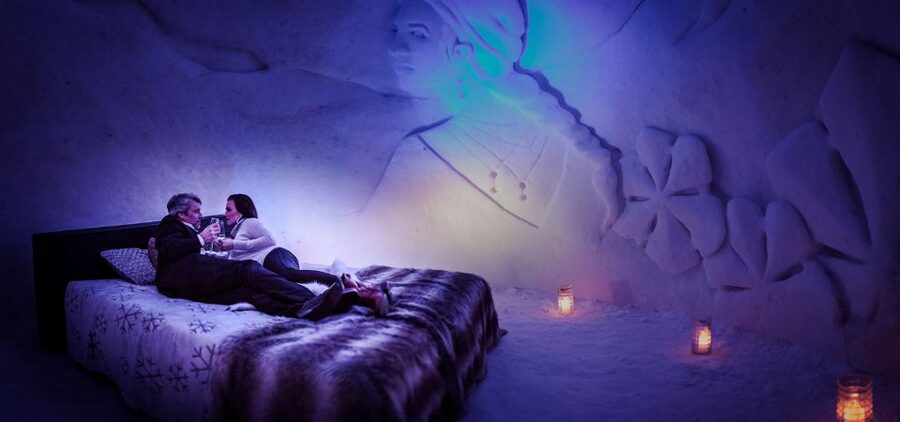 From Rovaniemi: SnowHotel Visit with Ice Restaurant Dinner - Touring the Ice Rooms without spending the night