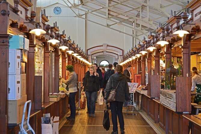 Full-Day Helsinki Highlights from Tallinn - Helsinki Central Railway Station and the handoff to free time