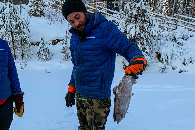Half-Day Husky Safari and Salmon Ice Fishing Experience - Who should book this experience?