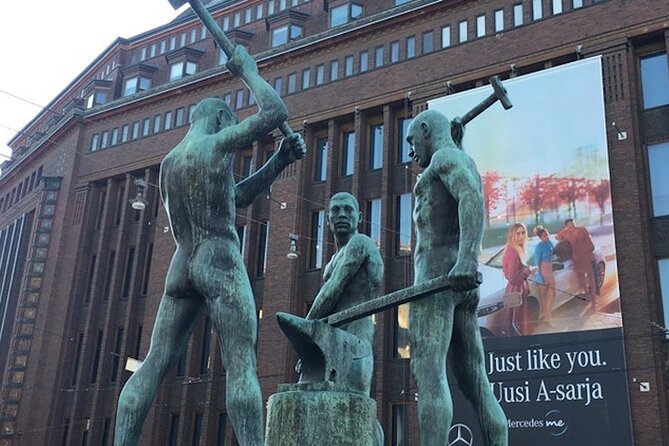 Helsinki Airport Layover Sightseeing Tour - Esplanadi Park and the city’s green pause