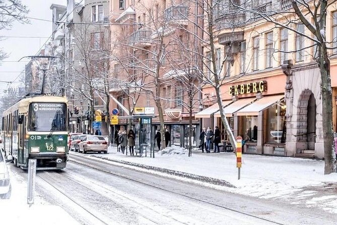 Helsinki and Porvoo Private Tour by Luxury Car with Guide - Löyly Sauna and the Baltic Sea view