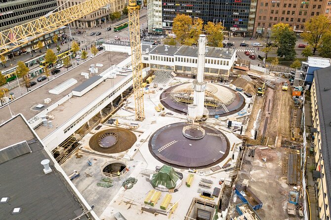 Helsinki and Porvoo Tour by Private Car with Personal Guide - Helsinki Market Square and the first city views