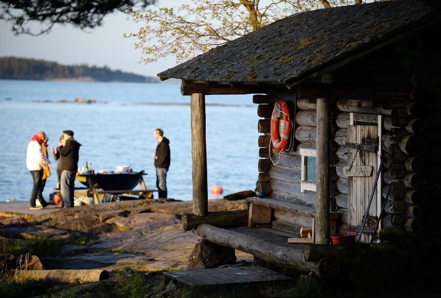 Helsinki: Archipelago RIB Boat Tour with BBQ Lunch and Sauna - Key points to know before you book
