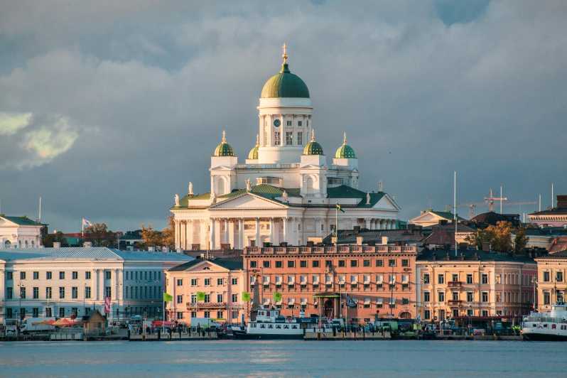 Helsinki: Architectural Highlights Guided Walking Tour - Why Helsinki works so well on foot