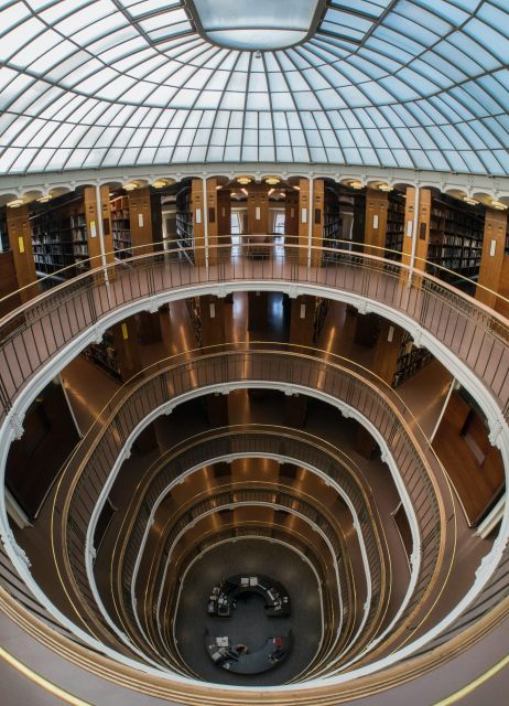 Helsinki: Architecture Walking Tour with Expert - Engel, Saarinen, and the people behind the façades