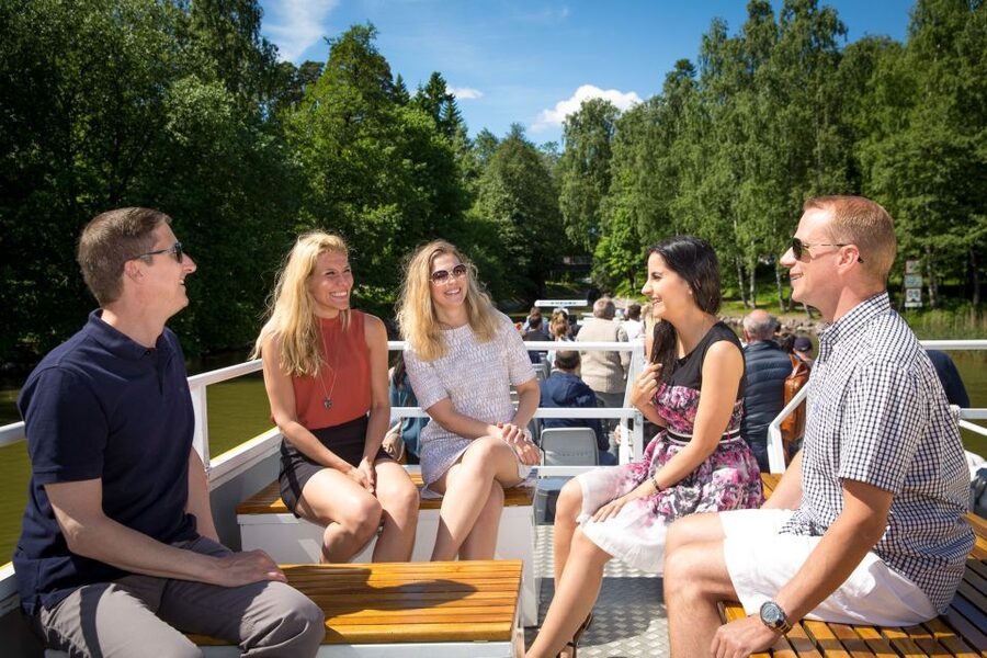 Helsinki by Bus and Boat 24-Hour Combo Ticket - Commentary, languages, and onboard comfort