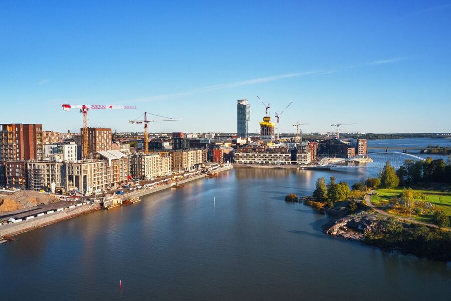 Helsinki: City Highlights 1.5-Hour Archipelago Cruise - Katajanokka and the return to Market Square