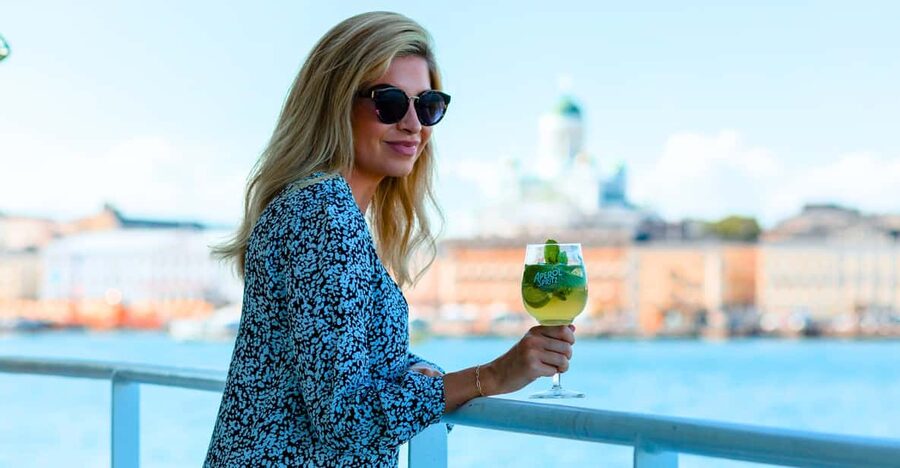Helsinki: Evening Archipelago Cruise - Passing the islands and nature reserves