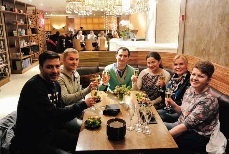 Helsinki: Food Walking Tour with Tastings - Why food is a smart way to meet Helsinki