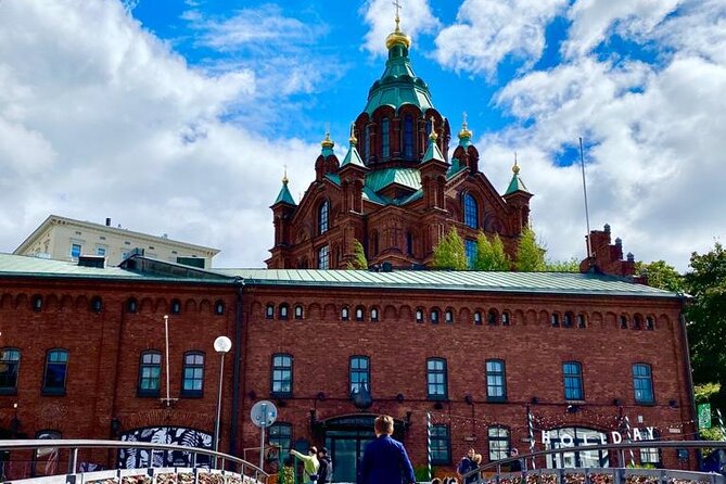 Helsinki Highlight: Visit The Most Popular Spots by Eco-Friendly Transportation - Kauppatori and the waterfront market area