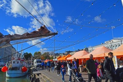 Helsinki Highlights and Self Guided Audio Tour on Suomenlinna