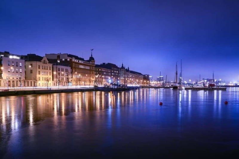 Helsinki: Must-See Attractions Guided Walking Tour - Why this three-hour route works