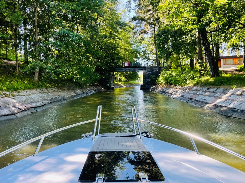 Helsinki: Private Boat Tour - Pickup and possible drop-off points