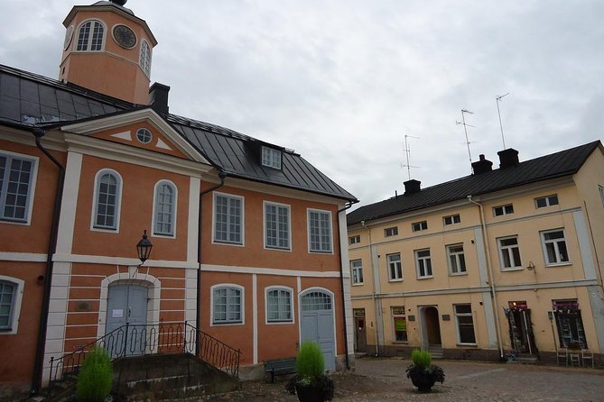 Helsinki Private Sightseeing + Medieval Town Porvoo - Porvoo Old Town for two unhurried hours